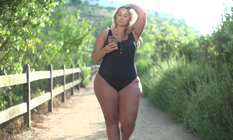 Latisia Thomas Model Plus Size