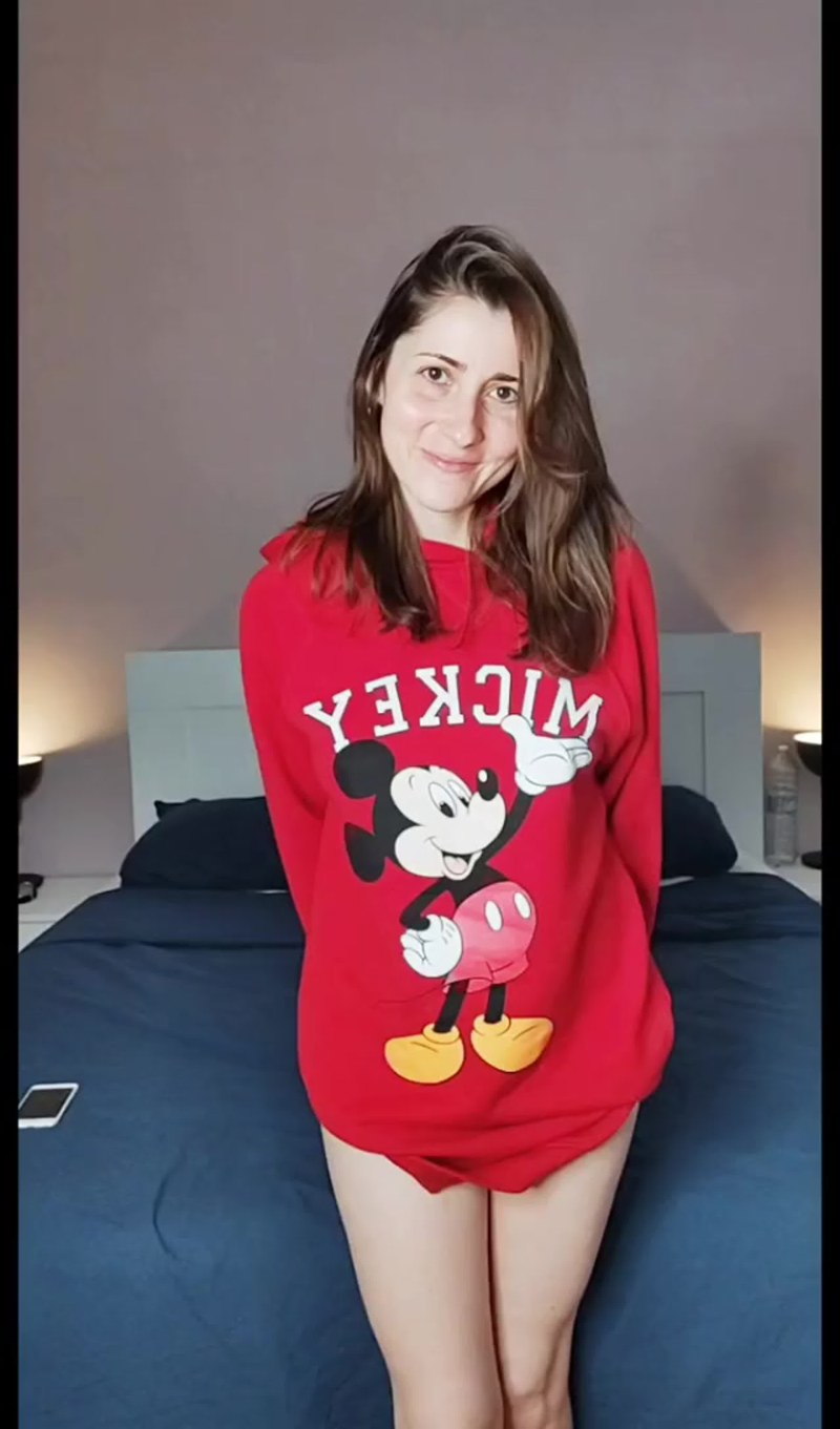 Clairegonewild Gif